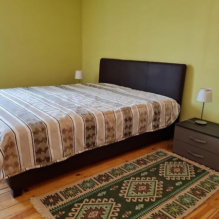 Anna Bella Apartman Gyula Eksteriør bilde