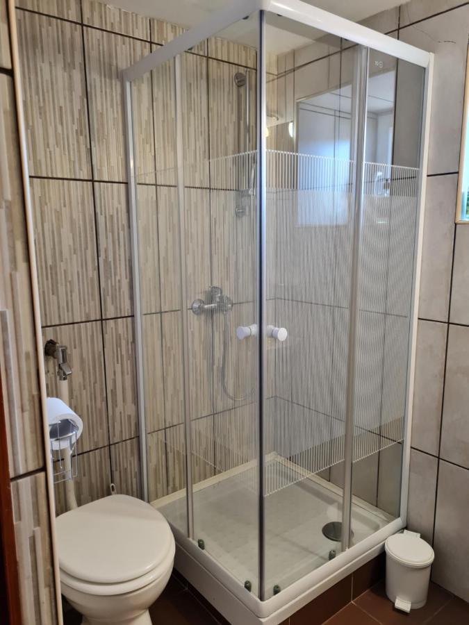 Anna Bella Apartman Gyula Eksteriør bilde