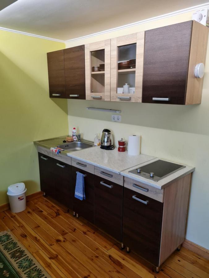 Anna Bella Apartman Gyula Eksteriør bilde